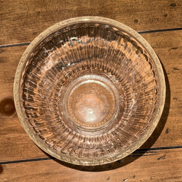 Pyrex Clear Ribbed Glass Mixing Bowl - Picture 4 of 4